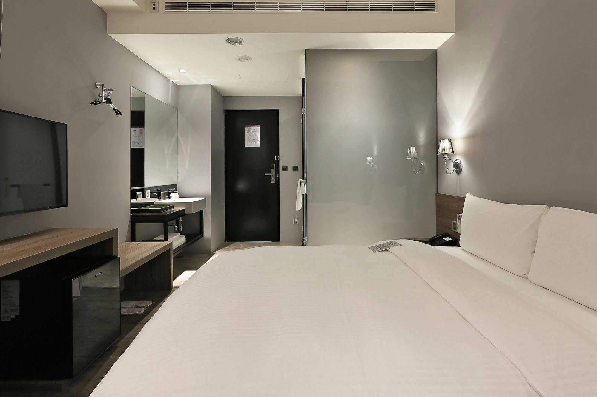 Miller Inn Đài Trung Ngoại thất bức ảnh
