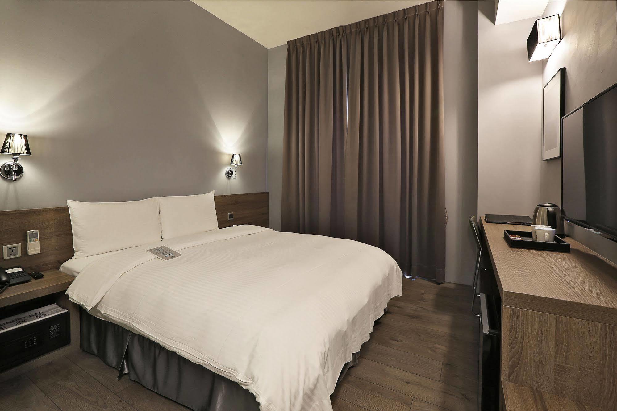 Miller Inn Đài Trung Ngoại thất bức ảnh